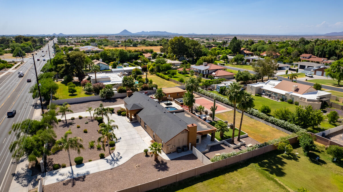 Mesa home HDR exterior front